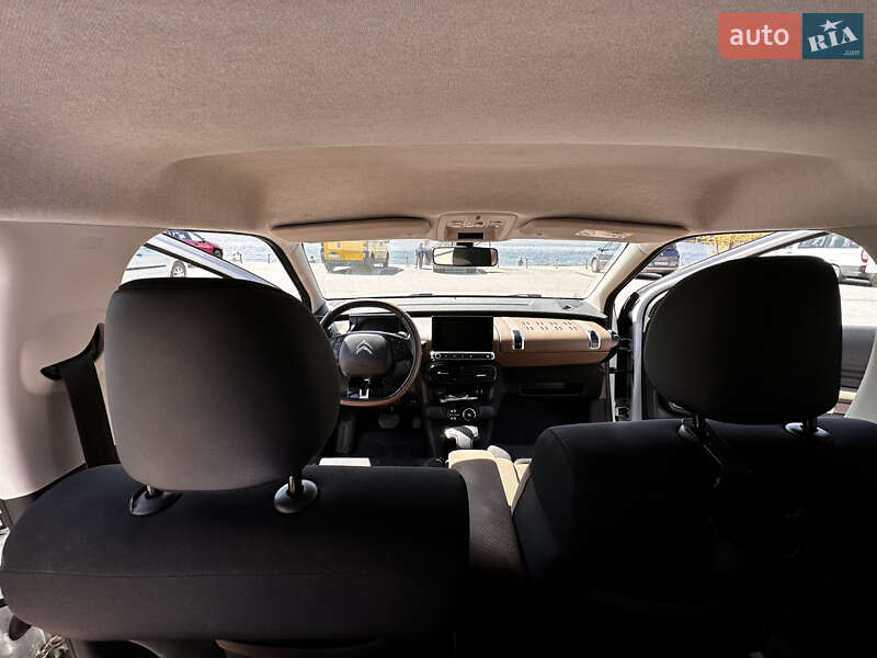 Внедорожник / Кроссовер Citroen C4 Cactus 2015 в Киеве