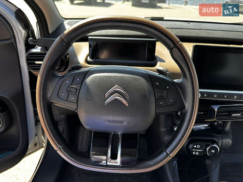 Внедорожник / Кроссовер Citroen C4 Cactus 2015 в Киеве