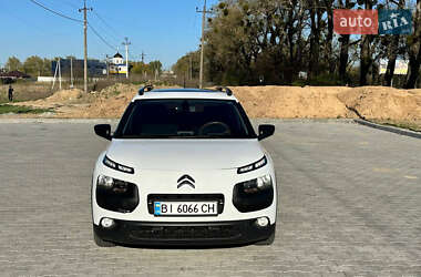 Внедорожник / Кроссовер Citroen C4 Cactus 2016 в 