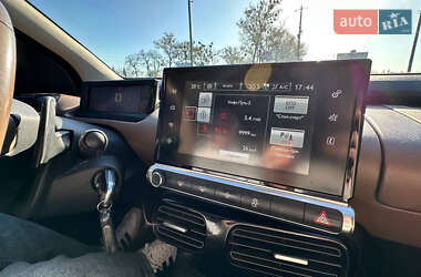 Внедорожник / Кроссовер Citroen C4 Cactus 2016 в 