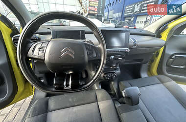 Позашляховик / Кросовер Citroen C4 Cactus 2015 в 