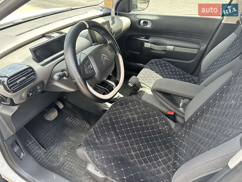 Позашляховик / Кросовер Citroen C4 Cactus 2017 в Краматорську