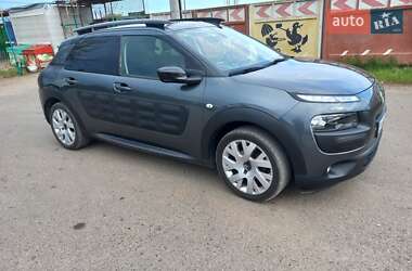 Внедорожник / Кроссовер Citroen C4 Cactus 2015 в 