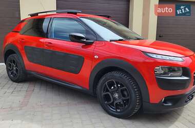 Позашляховик / Кросовер Citroen C4 Cactus 2017 в 