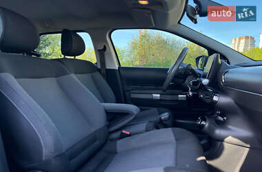 Внедорожник / Кроссовер Citroen C4 Cactus 2015 в 