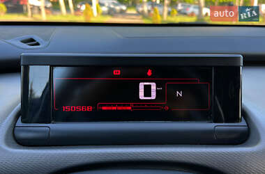 Внедорожник / Кроссовер Citroen C4 Cactus 2015 в 