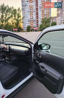 Позашляховик / Кросовер Citroen C4 Cactus 2019 в 