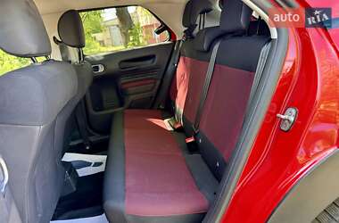 Позашляховик / Кросовер Citroen C4 Cactus 2017 в 