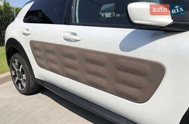 Внедорожник / Кроссовер Citroen C4 Cactus 2016 в 