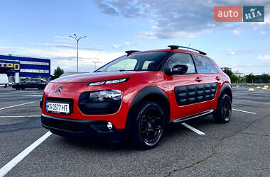 Позашляховик / Кросовер Citroen C4 Cactus 2017 в Києві