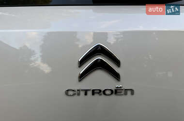Внедорожник / Кроссовер Citroen C4 Cactus 2019 в 