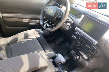 Внедорожник / Кроссовер Citroen C4 Cactus 2014 в 