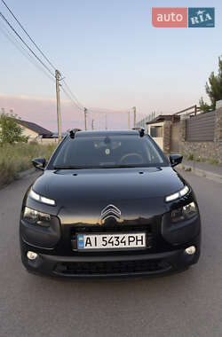 Внедорожник / Кроссовер Citroen C4 Cactus 2015 в 