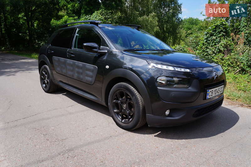 Внедорожник / Кроссовер Citroen C4 Cactus 2015 в Чернигове