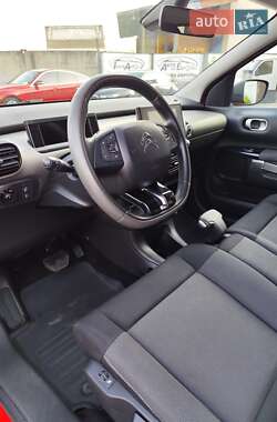 Внедорожник / Кроссовер Citroen C4 Cactus 2015 в 