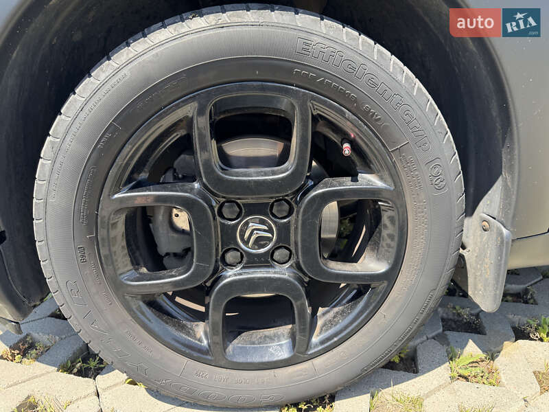 Внедорожник / Кроссовер Citroen C4 Cactus 2019 в Хмельницком