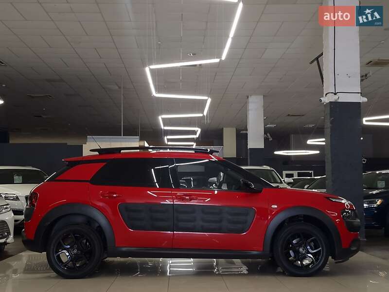 Внедорожник / Кроссовер Citroen C4 Cactus 2018 в Николаеве