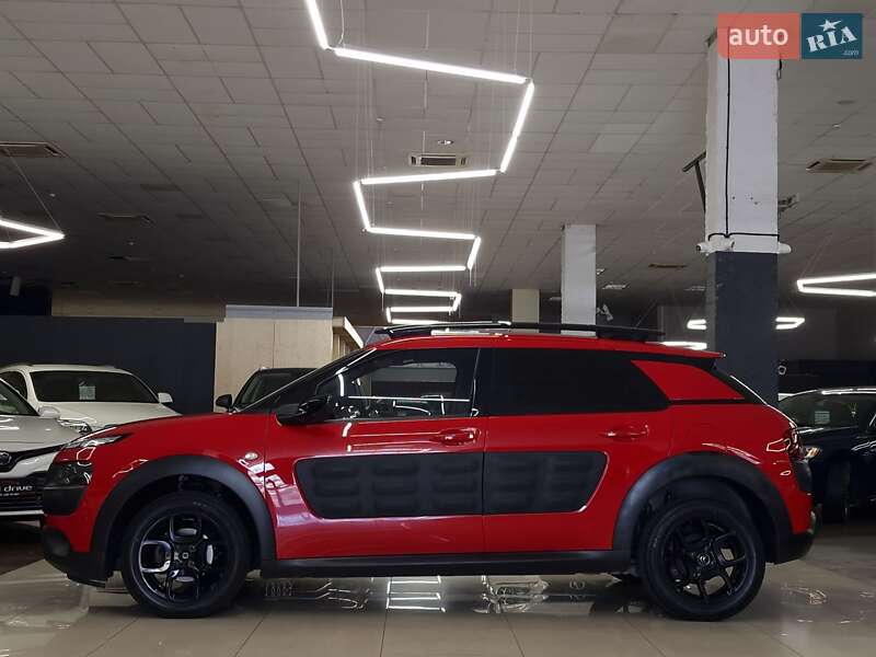 Внедорожник / Кроссовер Citroen C4 Cactus 2018 в Николаеве
