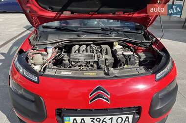 Внедорожник / Кроссовер Citroen C4 Cactus 2016 в 