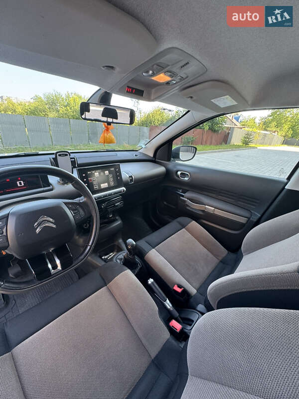 Внедорожник / Кроссовер Citroen C4 Cactus 2015 в Ивано-Франковске