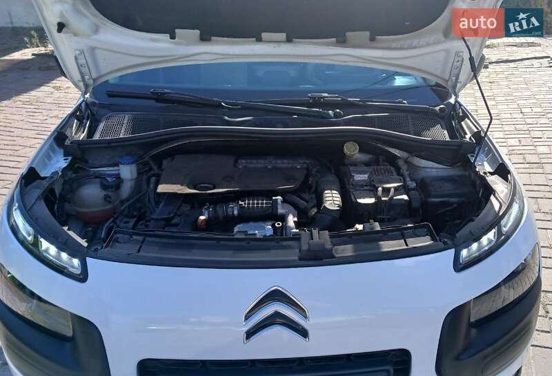 Позашляховик / Кросовер Citroen C4 Cactus 2017 в Сумах