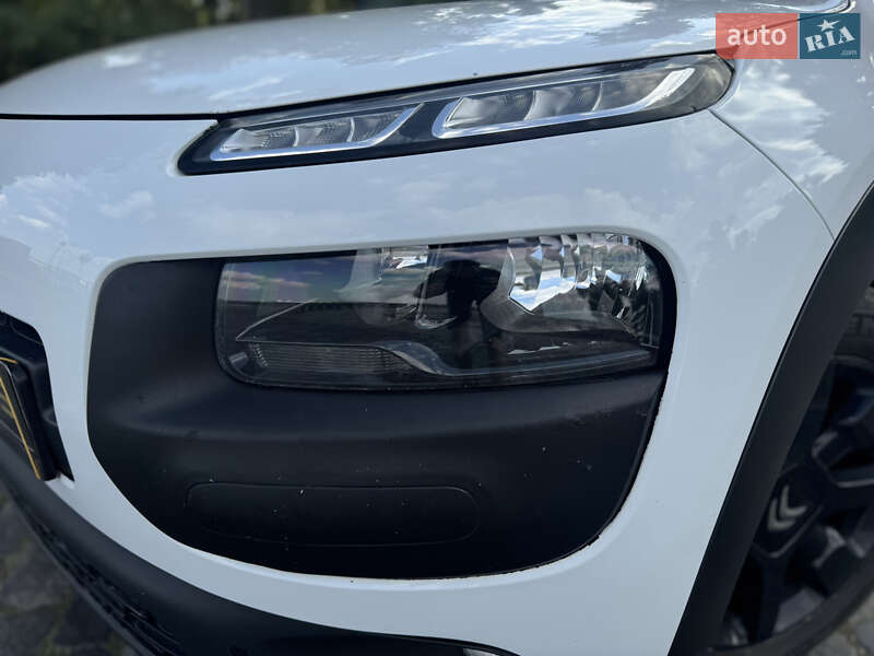 Внедорожник / Кроссовер Citroen C4 Cactus 2016 в Киеве