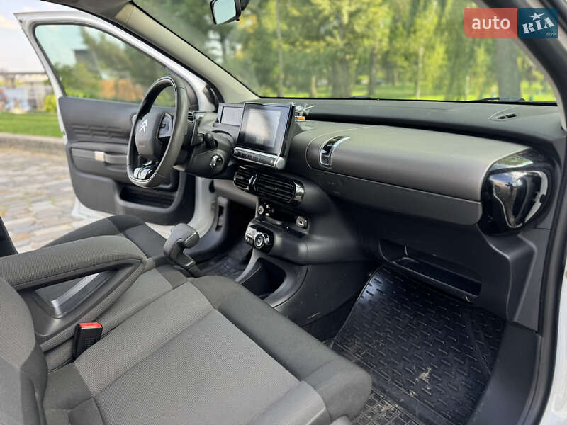 Внедорожник / Кроссовер Citroen C4 Cactus 2016 в Киеве