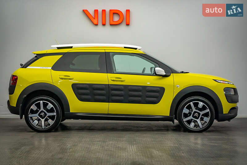 Внедорожник / Кроссовер Citroen C4 Cactus 2016 в Киеве