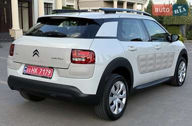 Внедорожник / Кроссовер Citroen C4 Cactus 2016 в 