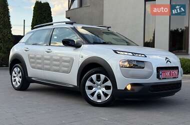 Внедорожник / Кроссовер Citroen C4 Cactus 2016 в 