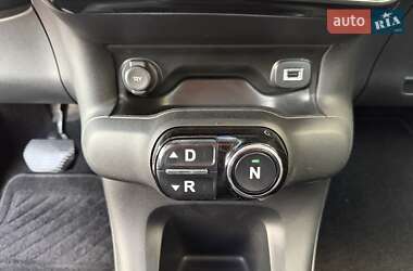 Внедорожник / Кроссовер Citroen C4 Cactus 2016 в 