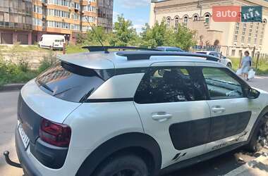 Внедорожник / Кроссовер Citroen C4 Cactus 2016 в 