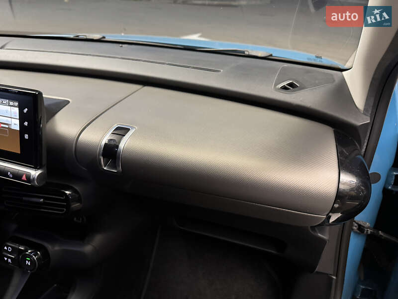 Внедорожник / Кроссовер Citroen C4 Cactus 2018 в Киеве