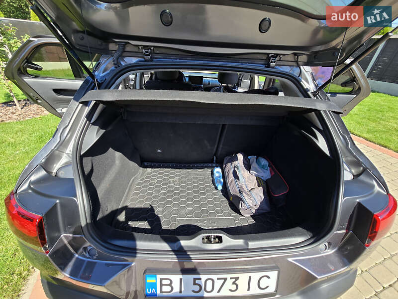 Внедорожник / Кроссовер Citroen C4 Cactus 2018 в Полтаве
