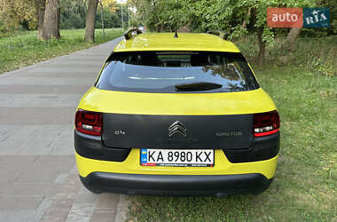 Внедорожник / Кроссовер Citroen C4 Cactus 2016 в 