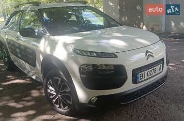Внедорожник / Кроссовер Citroen C4 Cactus 2014 в 