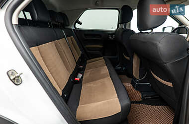 Хэтчбек Citroen C4 Cactus 2016 в 