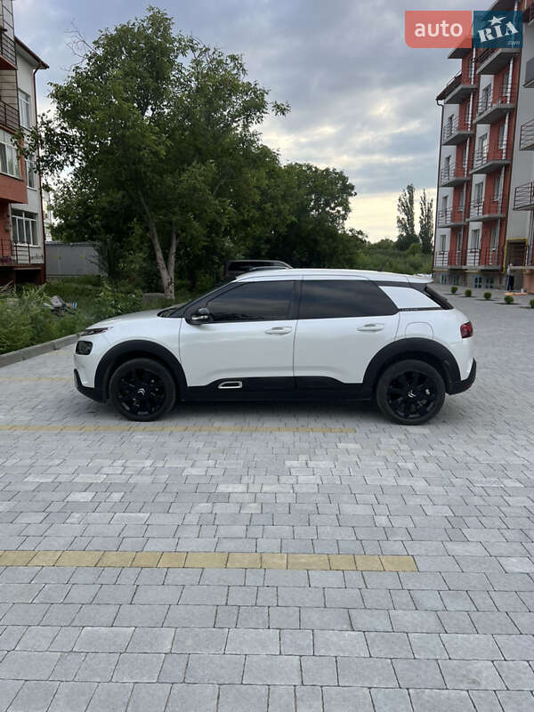 Внедорожник / Кроссовер Citroen C4 Cactus 2019 в Ужгороде