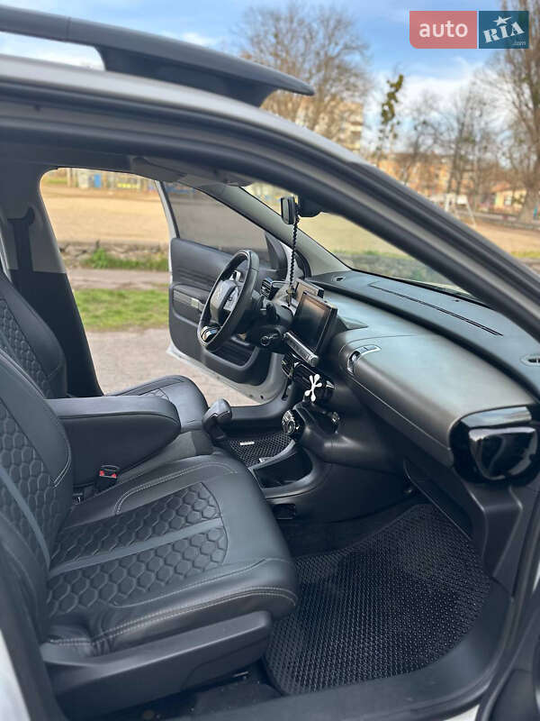 Внедорожник / Кроссовер Citroen C4 Cactus 2014 в Виннице