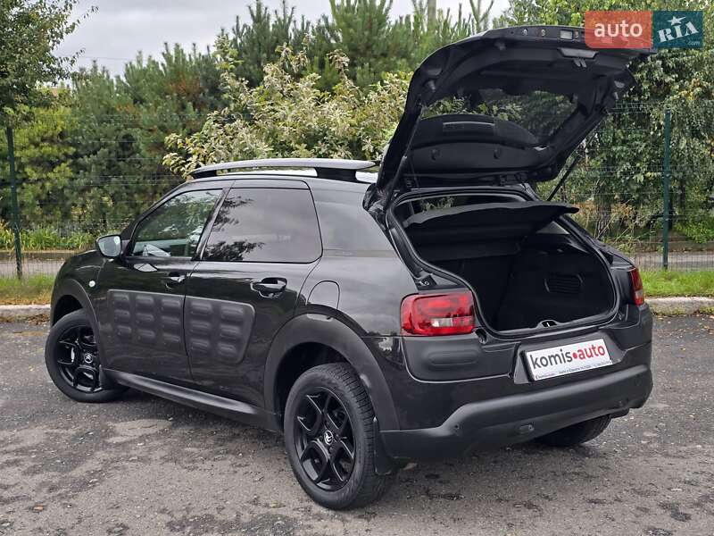 Внедорожник / Кроссовер Citroen C4 Cactus 2016 в Хмельницком
