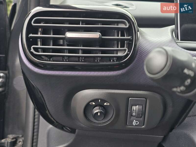 Внедорожник / Кроссовер Citroen C4 Cactus 2016 в Хмельницком