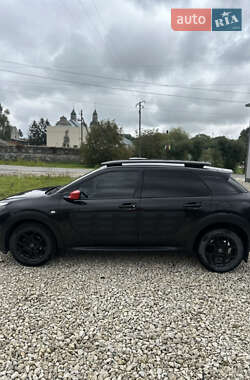 Внедорожник / Кроссовер Citroen C4 Cactus 2015 в 