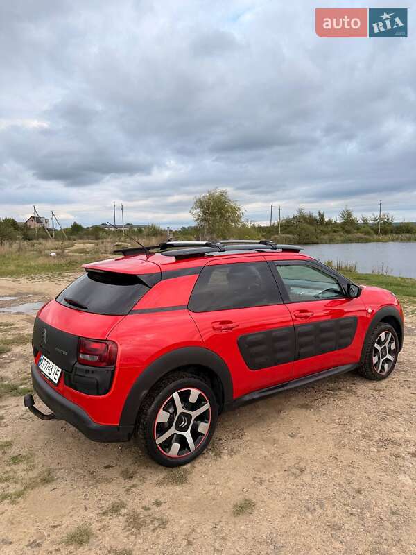 Внедорожник / Кроссовер Citroen C4 Cactus 2014 в Калуше