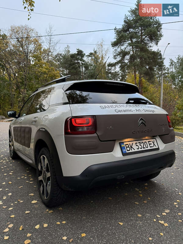 Позашляховик / Кросовер Citroen C4 Cactus 2014 в Києві фото 28 Позашляховик / Кросовер Citroen C4 Cactus 2014 в Києві