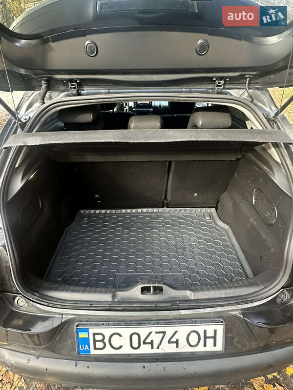 Позашляховик / Кросовер Citroen C4 Cactus 2016 в Києві фото 7 Позашляховик / Кросовер Citroen C4 Cactus 2016 в Києві