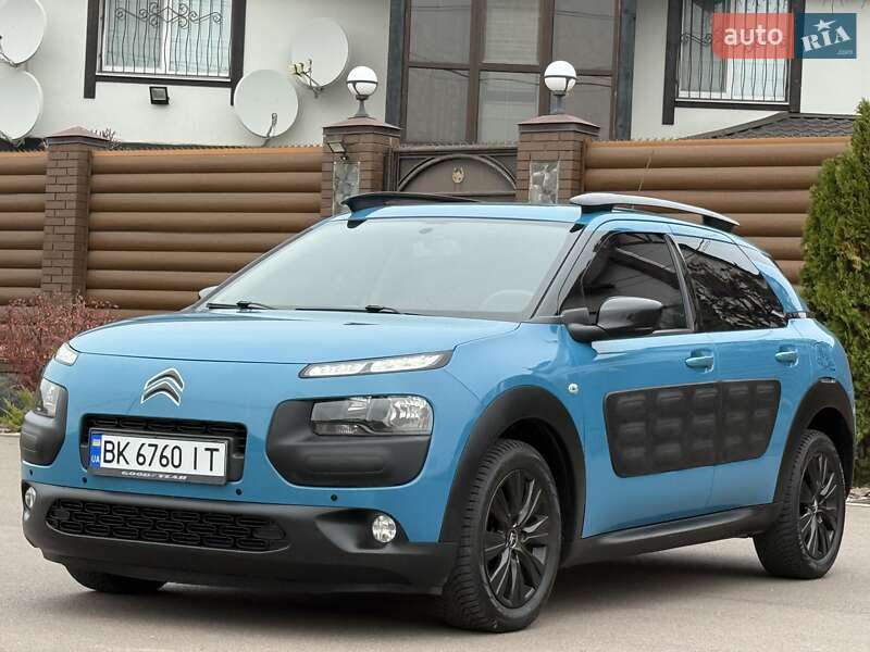 Внедорожник / Кроссовер Citroen C4 Cactus 2018 в Киеве