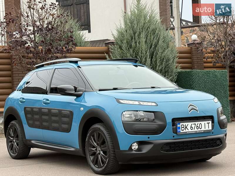 Внедорожник / Кроссовер Citroen C4 Cactus 2018 в Киеве