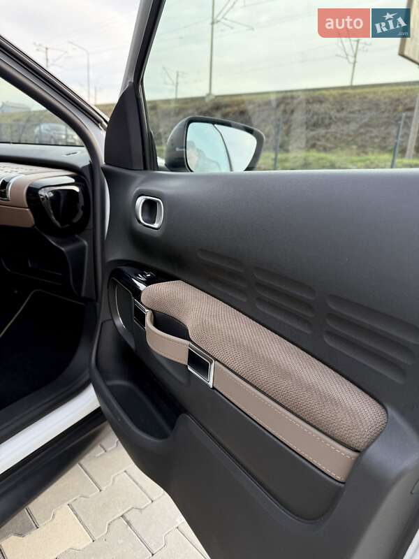 Позашляховик / Кросовер Citroen C4 Cactus 2017 в Києві фото 6 Позашляховик / Кросовер Citroen C4 Cactus 2017 в Києві