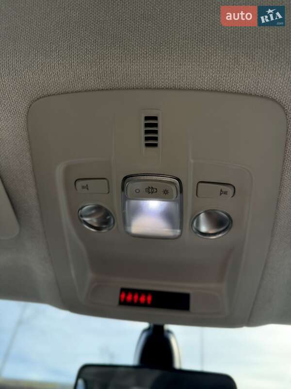 Позашляховик / Кросовер Citroen C4 Cactus 2017 в Києві фото 41 Позашляховик / Кросовер Citroen C4 Cactus 2017 в Києві