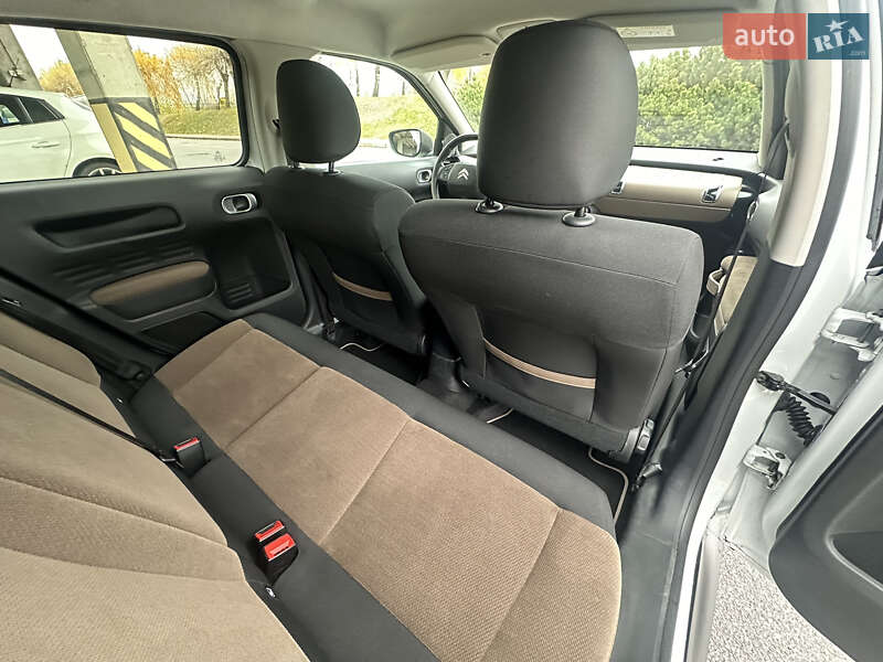 Позашляховик / Кросовер Citroen C4 Cactus 2017 в Києві